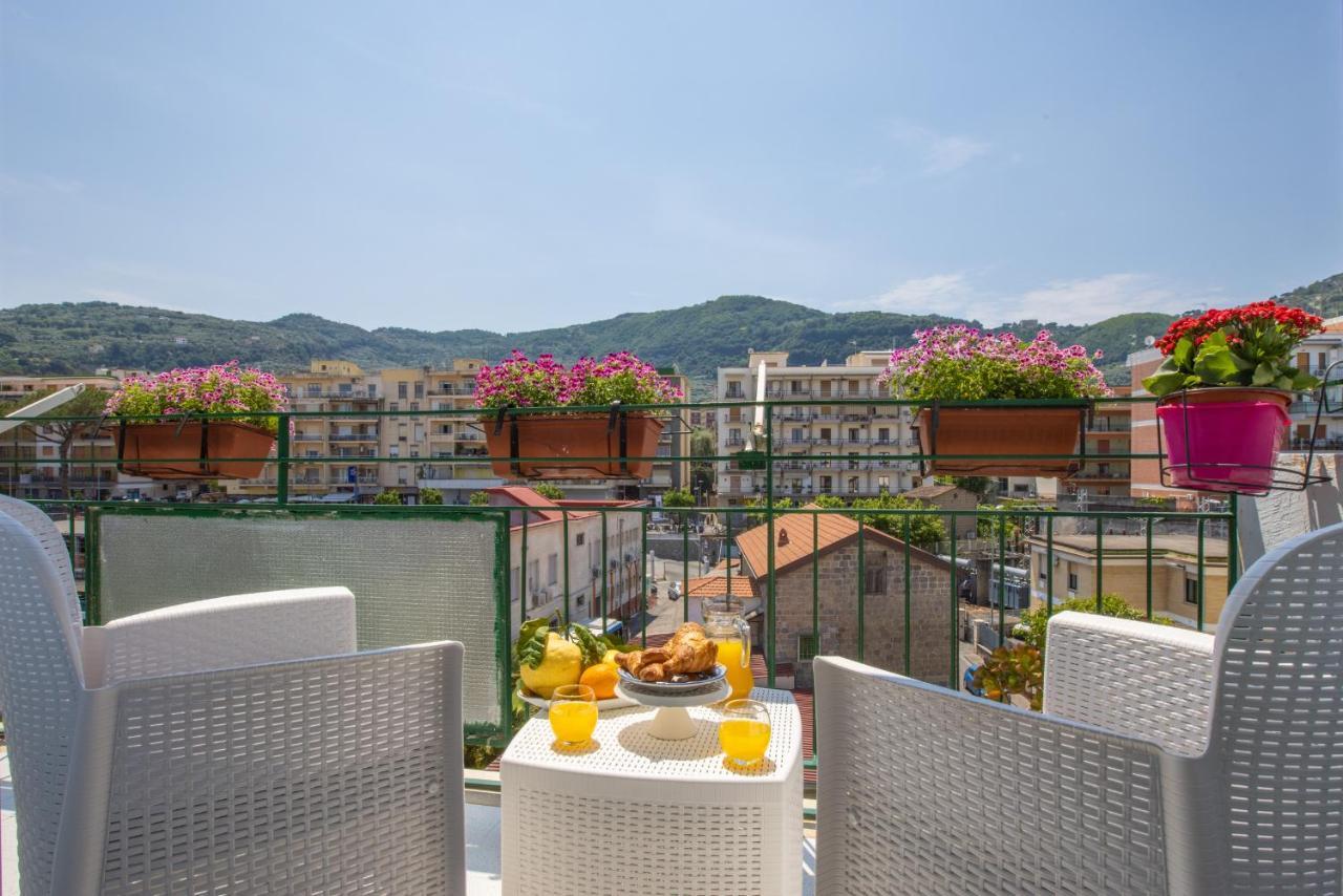 Sorrentovibes - City Home In Sorrento With Balcony And View Luaran gambar