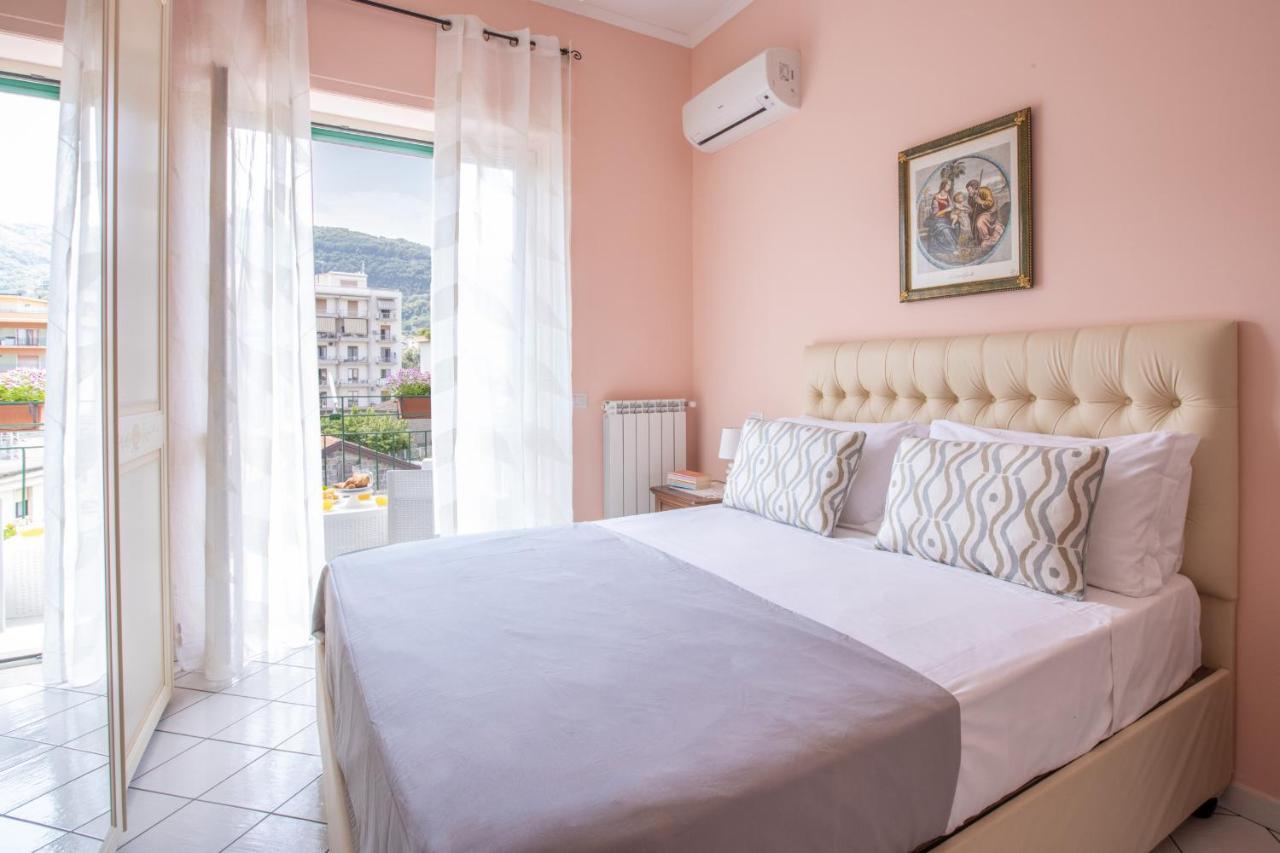 Sorrentovibes - City Home In Sorrento With Balcony And View Luaran gambar